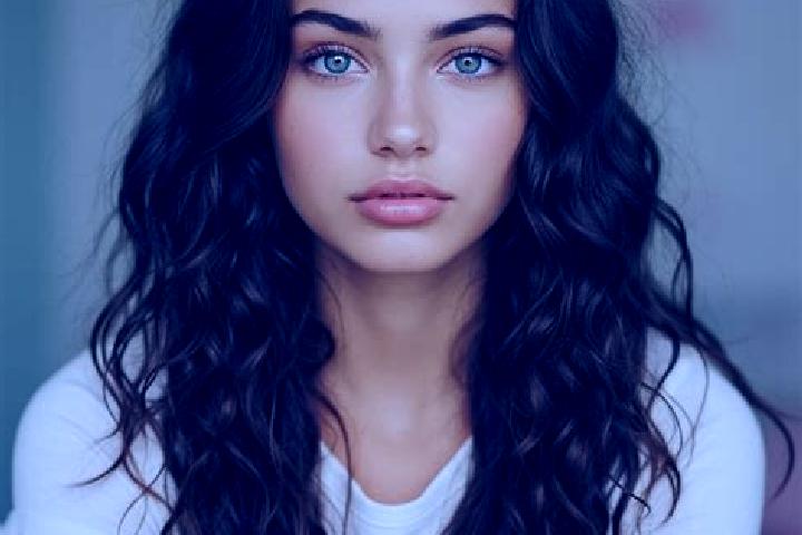 Evelyn, 36, a dark blonde amber-eyed mediterranean companion based in Santiaguito. Offering Striptease, Erotic Massage, 69, Massage. Available for incall and...
