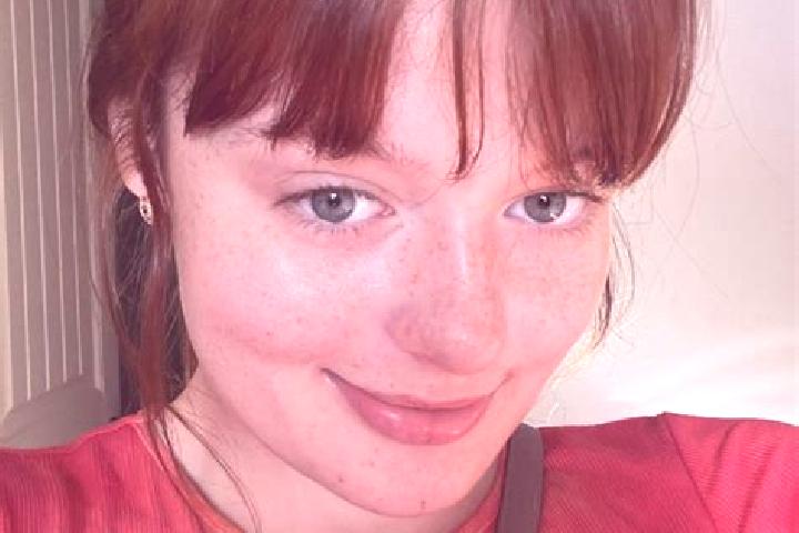 Evelyn, 36, a red brown-eyed european companion based in Al met yevsk. Offering 69, Fetish, BDSM. Available for incall and outcall, day and evening dates.