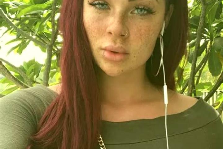 Evelyn, 36, a red grey-eyed caucasian companion based in Baraton. Offering A-Level, Striptease, Domination. Available for incall and outcall, overnight booki...