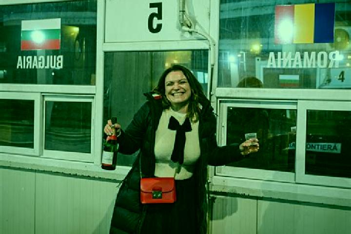 Evelyn, 36 — Escort in Benesat, Romania