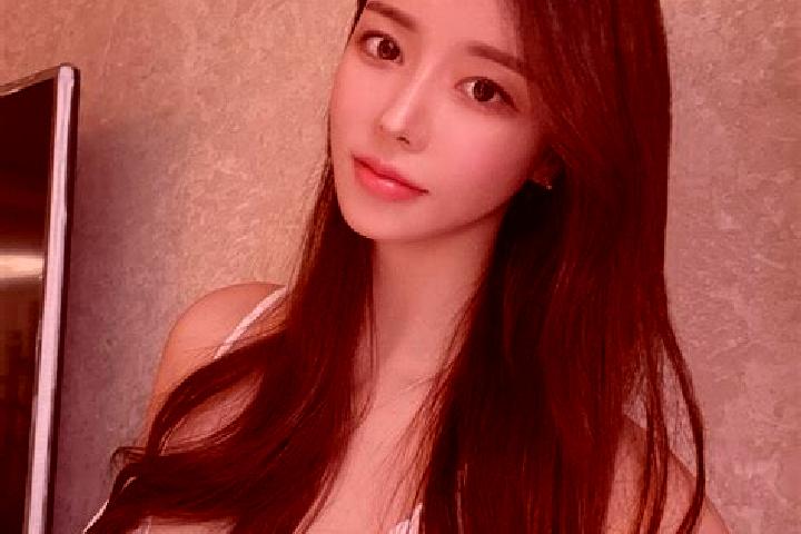 Evelyn, 36 — Escort in Caikouji, China