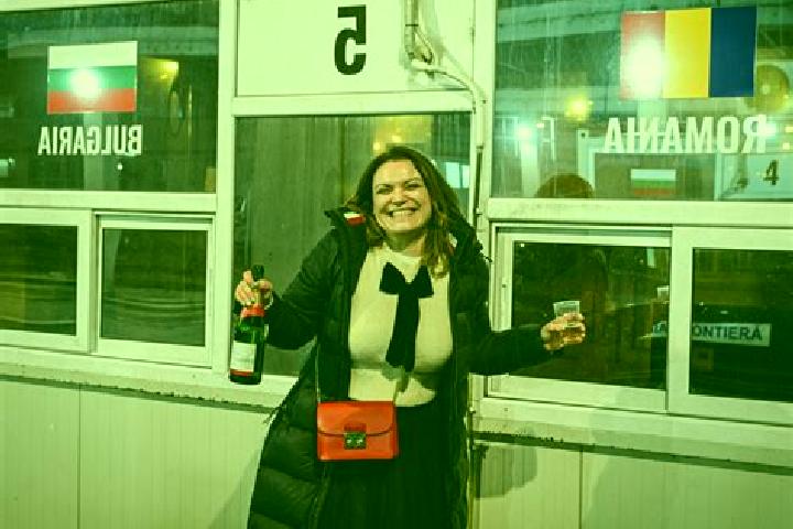 Evelyn, 36 — Escort in Glambocu, Romania