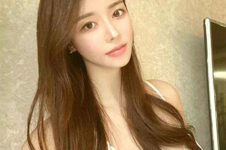 Evelyn, 36 — Escort in Sandaoba, China