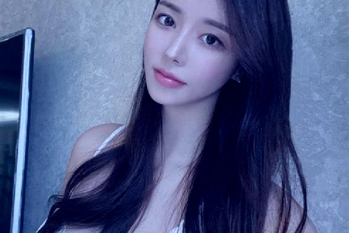 Evelyn, 36 — Escort in Yangqiao, China