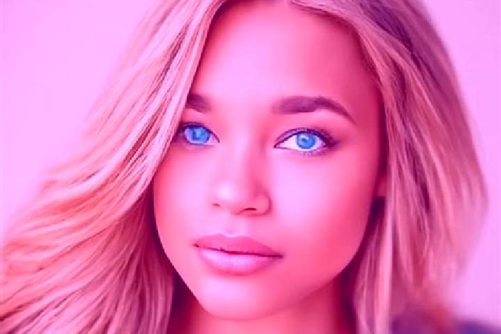 Evelyn, 37, a chestnut blue-eyed latina companion based in Efeng. Offering Deep French Kissing, Roleplay, Overnight, Party Girl. Available for incall and out...