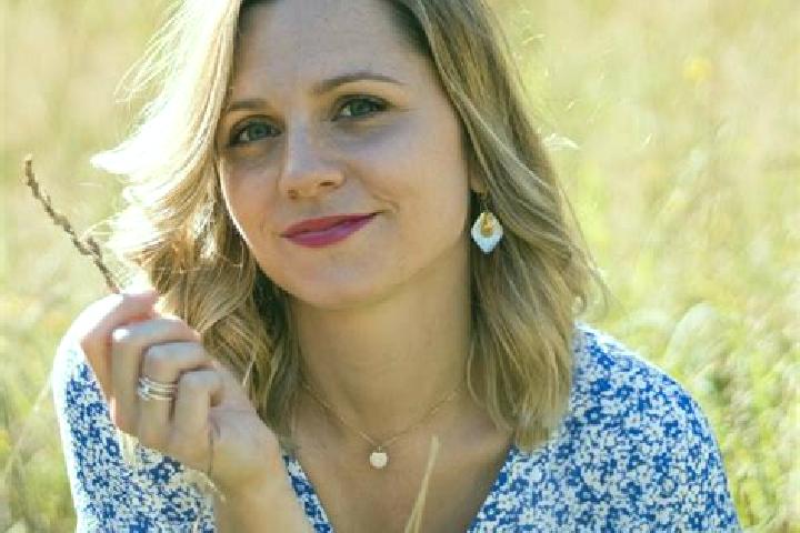 Evelyn, 37 — Escort in Arzano, France