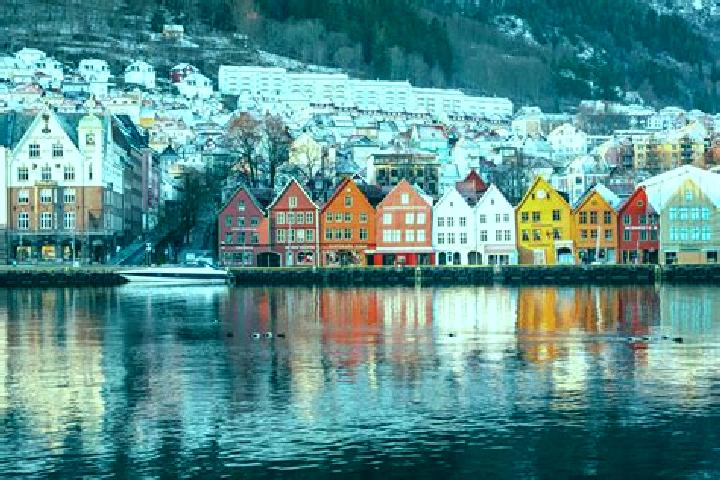 Evelyn, 37 — Escort in Batsfjord, Norway