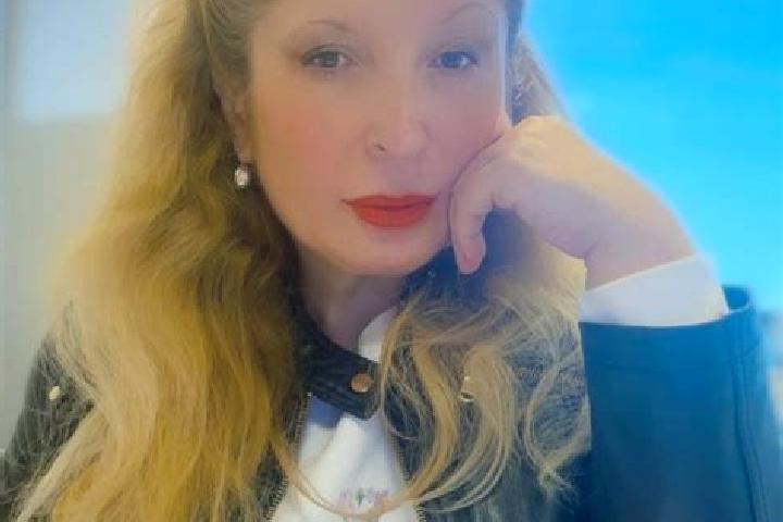 Evelyn, 37 — Escort in Coemlekci, Turkey