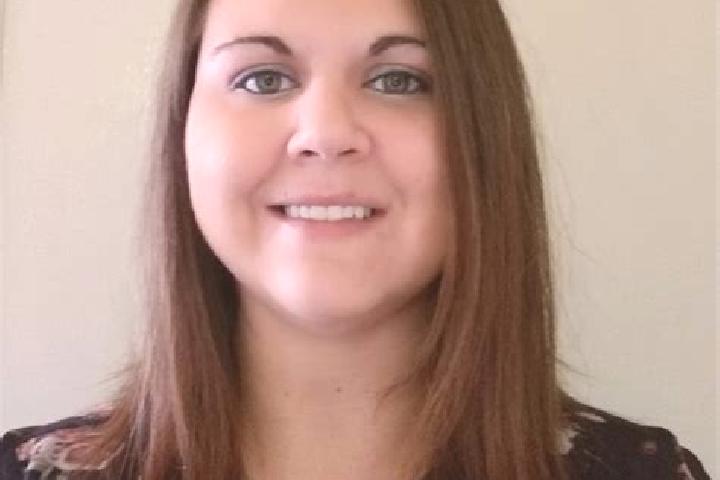 Evelyn, 37 — Escort in Maple Hill, United States