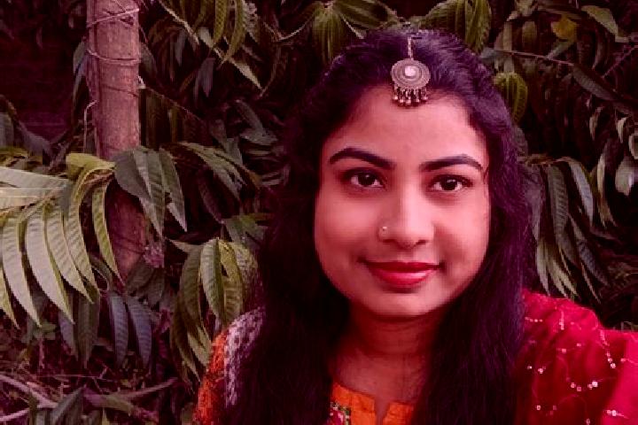 Evelyn, 37 — Escort in Parbatipur, Bangladesh