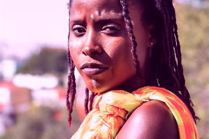 Evelyn, 37 — Escort in Sintra-Nema, Guinea-Bissau