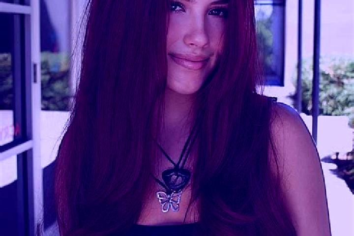 Evelyn, 38, a auburn brown-eyed european companion based in Saint-Jacques. Offering Girlfriend Experience, GFE, Roleplay. Available for incall and outcall, d...