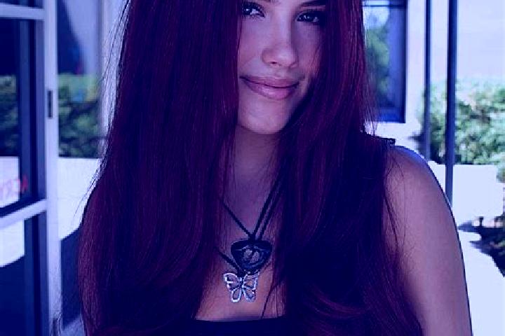Evelyn, 38, a auburn dark-eyed mediterranean companion based in Debogorze. Offering CIM, Erotic Massage, BDSM, GFE, Domination. Available for incall and outc...