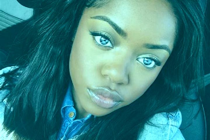 Evelyn, 38, a black blue-eyed ebony companion based in Catarroja. Offering OWO, Fetish, Couples. Available for incall and outcall, overnight bookings available.