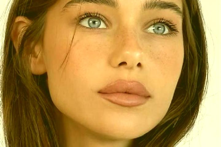 Evelyn, 38, a brunette brown-eyed mediterranean companion based in Torello. Offering OWO, Erotic Massage, Roleplay. Available for incall and outcall, day and...