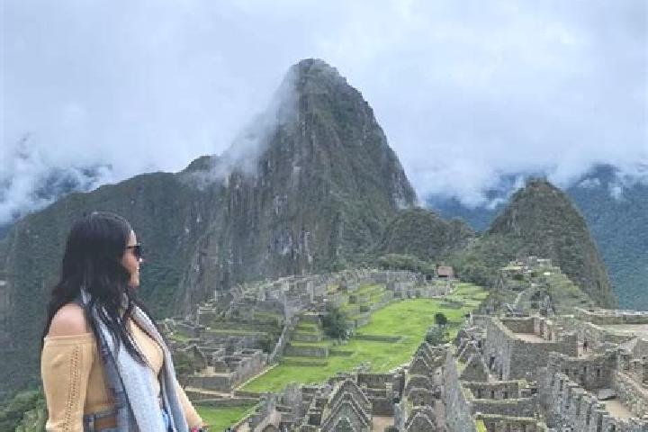 Evelyn, 38 — Escort in Chugur, Peru