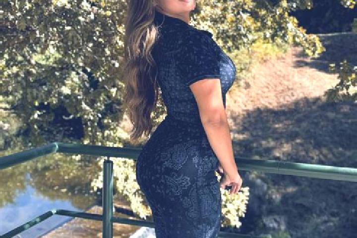 Evelyn, 38 — Escort in Oliveira, Portugal