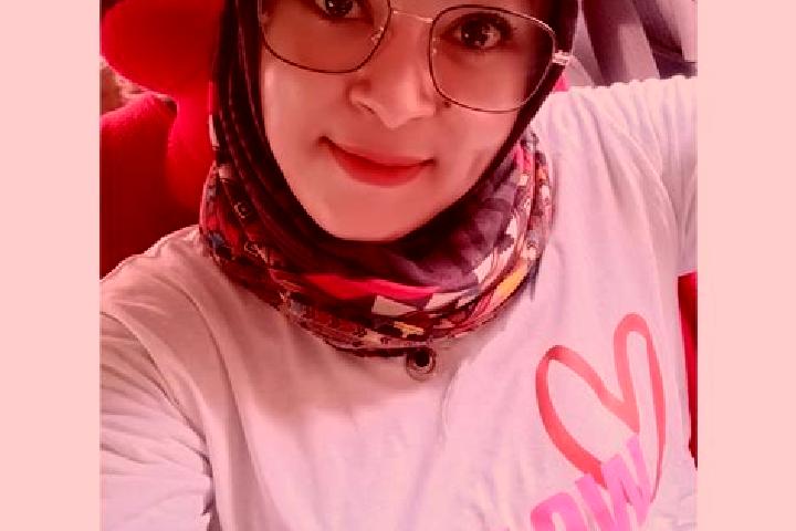 Evelyn, 38 — Escort in Peundeuy, Indonesia