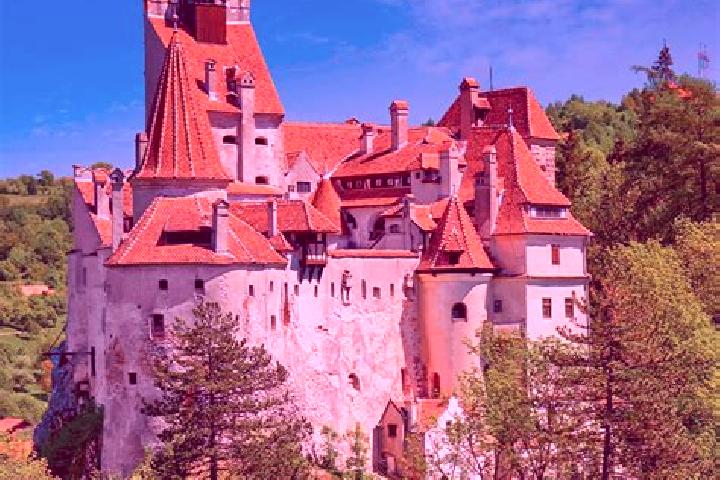 Evelyn, 38 — Escort in Pria, Romania