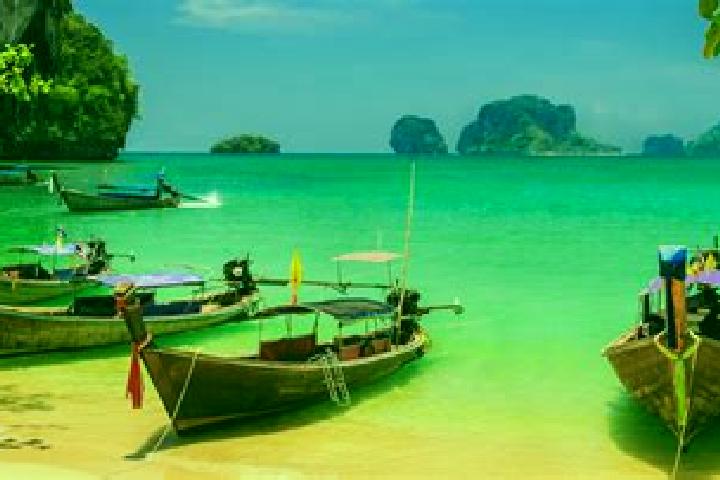 Evelyn, 38 — Escort in Thap Than, Thailand