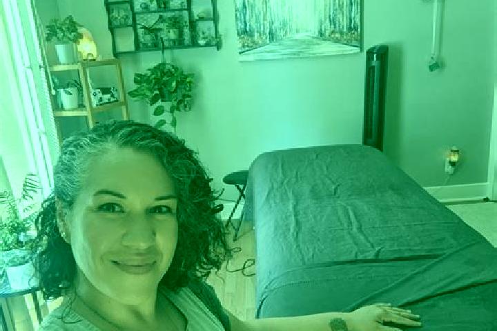 Evelyn, 39, a dark blonde grey-eyed ebony companion based in Sili. Offering 69, Girlfriend Experience, Tantra, Overnight, Massage. Available for incall and o...