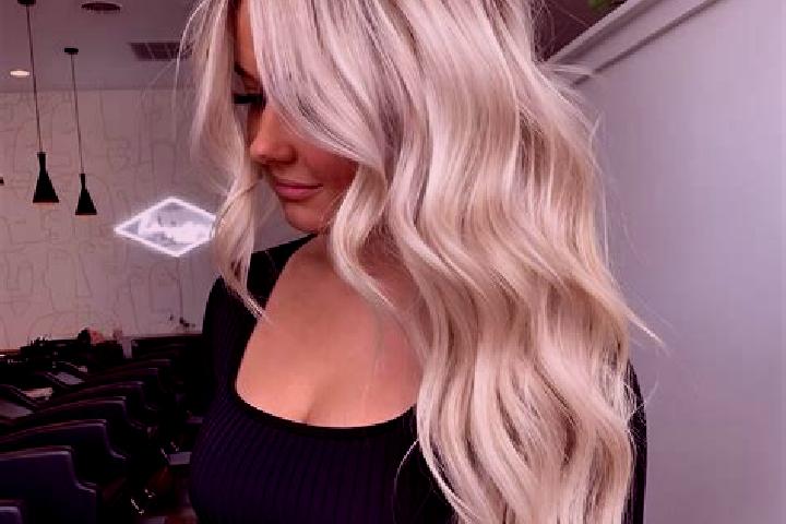 Evelyn, 39, a platinum blonde amber-eyed ebony companion based in Goor. Offering OWO, A-Level, Tantra, Striptease. Available for incall and outcall, overnigh...