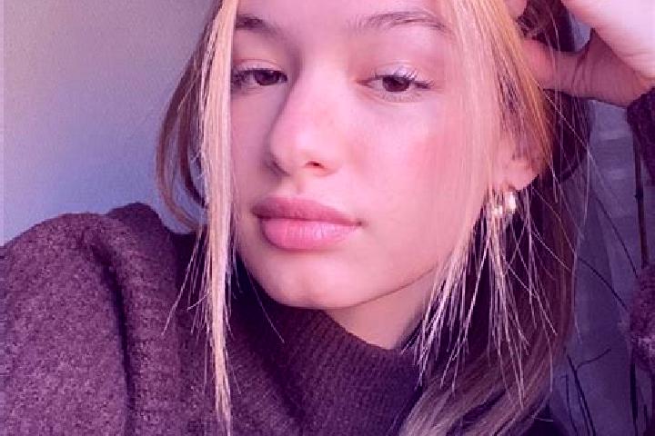 Grace, 20, a blonde brown-eyed middle eastern companion based in Manwath. Offering Erotic Massage, Roleplay, OWO, Girlfriend Experience. Available for incall...