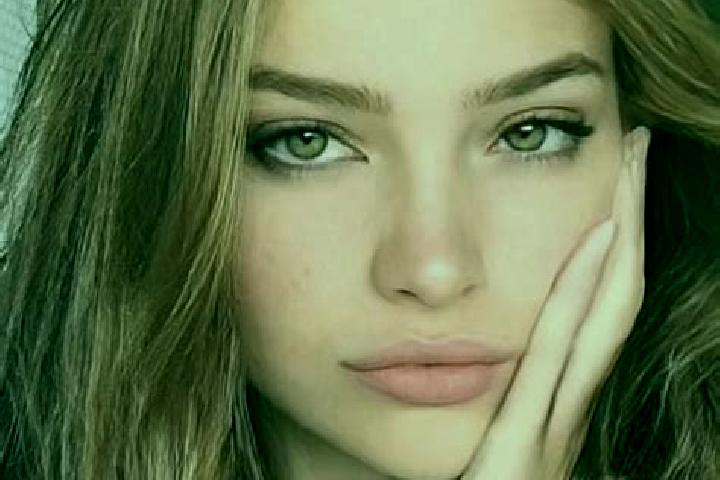 Grace, 20, a blonde hazel-eyed middle eastern companion based in Jakling. Offering Dinner Date, Erotic Massage, Striptease, OWO, Travel Companion. Available ...