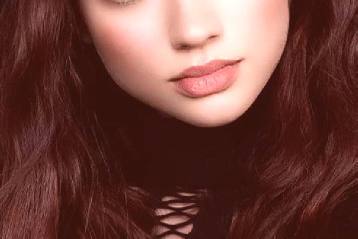 Grace, 20, a brunette dark-eyed european companion based in Tuktoyaktuk. Offering Couples, Erotic Massage, Fetish, Dinner Date. Available for incall and outc...