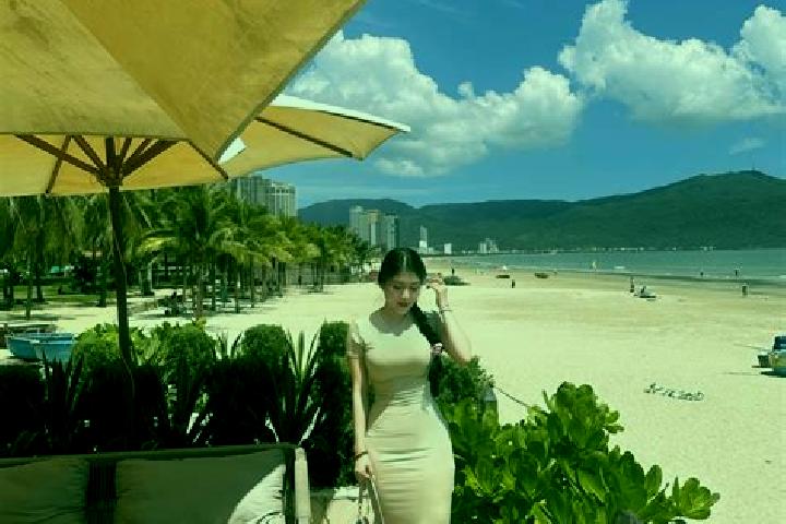 Grace, 20 — Escort in Aye Ka Rit, Myanmar