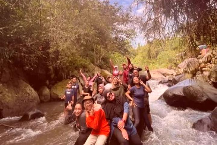 Grace, 20 — Escort in Curug, Indonesia