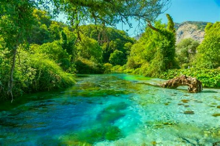 Grace, 20 — Escort in Finiq, Albania