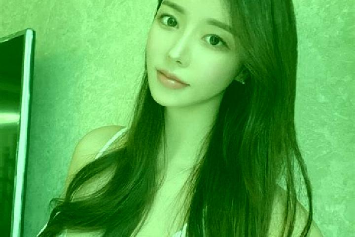Grace, 20 — Escort in Renminlu, China