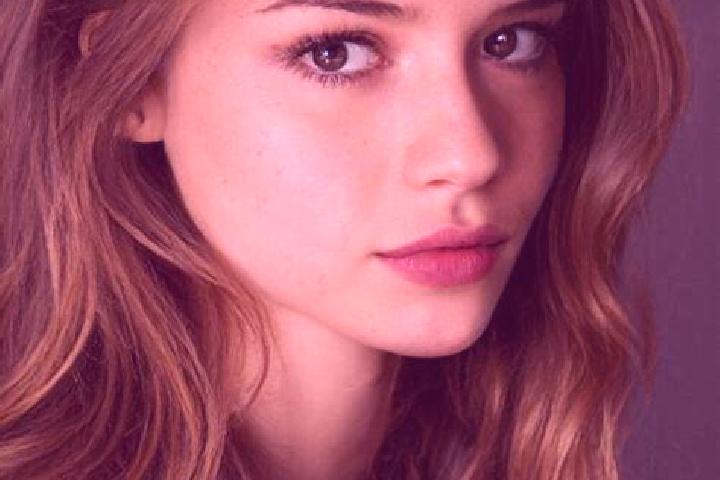 Grace, 21, a auburn hazel-eyed caribbean companion based in Landshut. Offering A-Level, Girlfriend Experience. Available for incall and outcall, day and even...