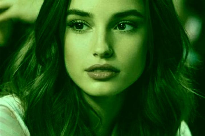 Grace, 21, a brunette brown-eyed mediterranean companion based in Mestec Kralove. Offering Striptease, Tantra, Deep French Kissing, Party Girl. Available for...