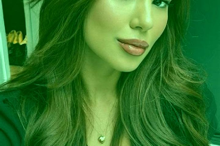 Grace, 21, a chestnut brown-eyed latina companion based in Patu. Offering A-Level, Fetish, CIM. Available for incall and outcall, overnight bookings available.