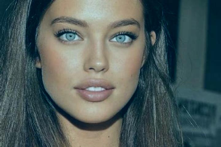 Grace, 21, a chestnut green-eyed caribbean companion based in Zamosc. Offering A-Level, BDSM, Deep French Kissing, Overnight, GFE. Available for incall and o...