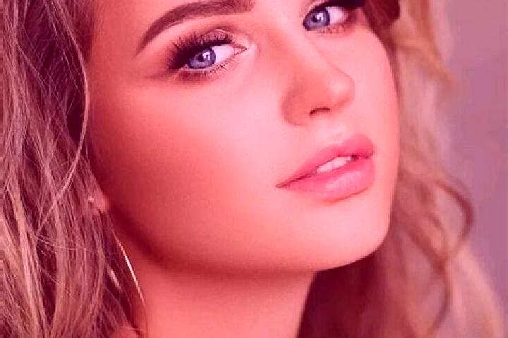 Grace, 21, a dark blonde blue-eyed mediterranean companion based in Monterubbiano. Offering Tantra, Couples, Girlfriend Experience. Available for incall and ...