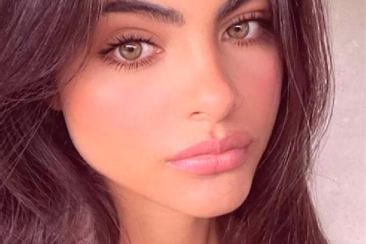 Grace, 21, a dark blonde hazel-eyed middle eastern companion based in Servia. Offering A-Level, Fetish, Duos, Erotic Massage, Overnight. Available for incall...