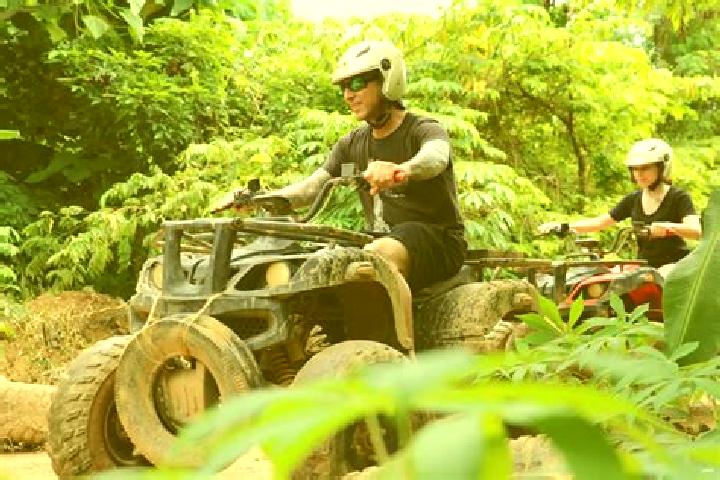Grace, 21 — Escort in Agdangan, Philippines