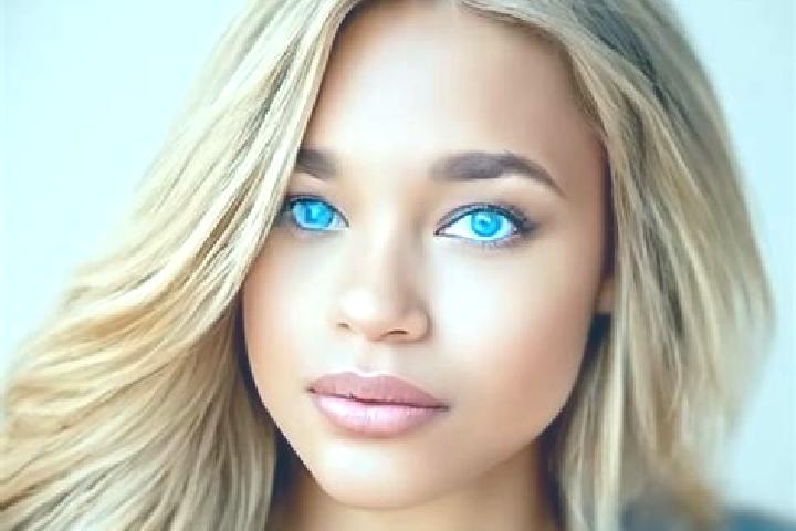 Grace, 22, a blonde blue-eyed latina companion based in Velarde. Offering Deep French Kissing, Domination, 69, Fetish. Available for incall and outcall, over...