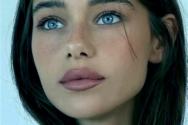 Grace, 22, a brunette dark-eyed european companion based in Qurqina. Offering Girlfriend Experience, Dinner Date, Travel Companion. Available for incall and ...