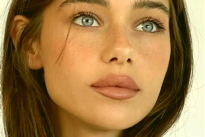 Grace, 22, a brunette green-eyed mixed companion based in Mayfa ah. Offering Deep French Kissing, Tantra, GFE, Girlfriend Experience. Available for incall an...