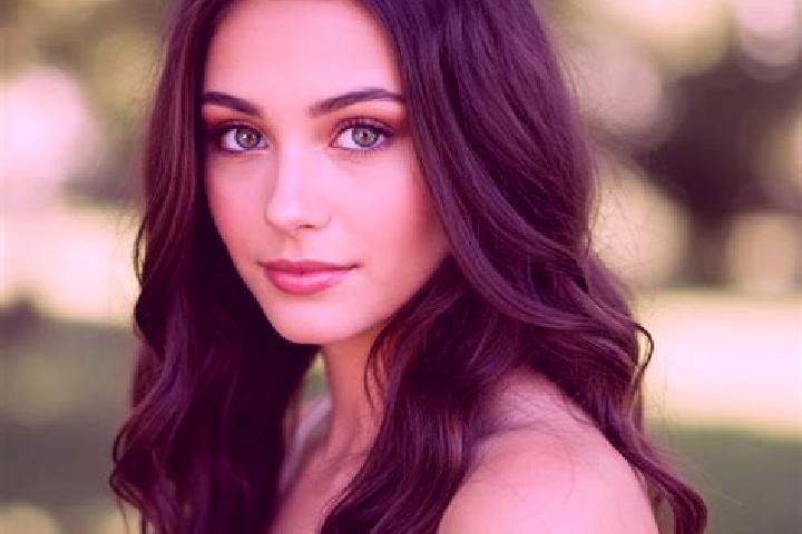 Grace, 22, a brunette hazel-eyed mixed companion based in Simiatug. Offering Girlfriend Experience, Fetish, OWO, Couples, A-Level. Available for incall and o...