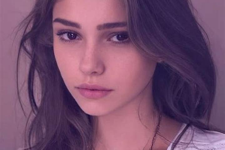 Grace, 22, a chestnut grey-eyed slavic companion based in Uzyn. Offering BDSM, A-Level, Massage, Duos, Dinner Date. Available for incall and outcall, overnig...