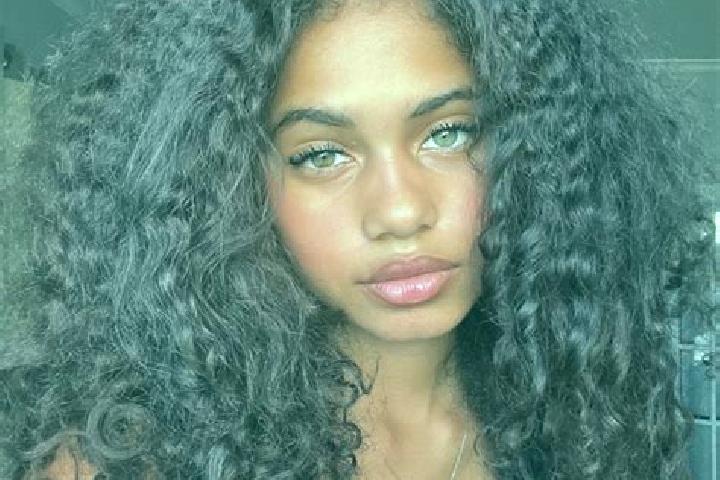 Grace, 23, a black grey-eyed ebony companion based in Aluminio. Offering Couples, Travel Companion, Party Girl, Tantra. Available for incall and outcall, ove...