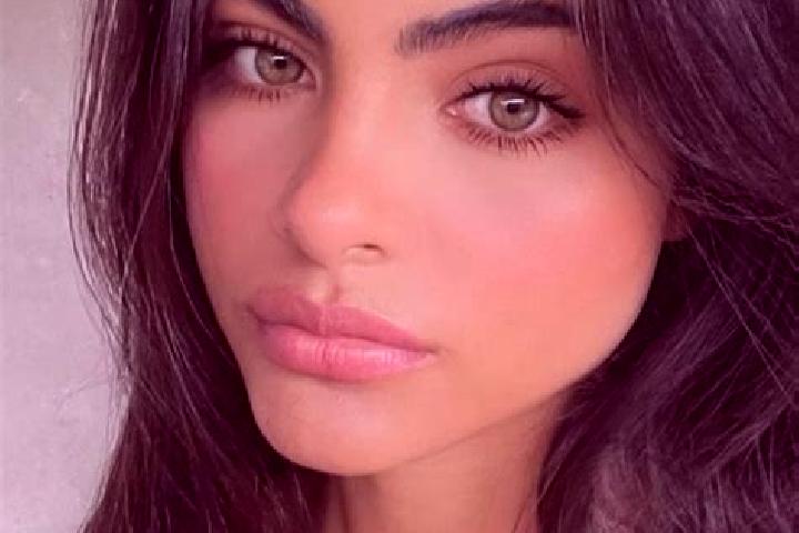 Grace, 23, a black grey-eyed indian companion based in Thelepte. Offering Striptease, Duos, Dinner Date, A-Level, Fetish. Available for incall and outcall, d...