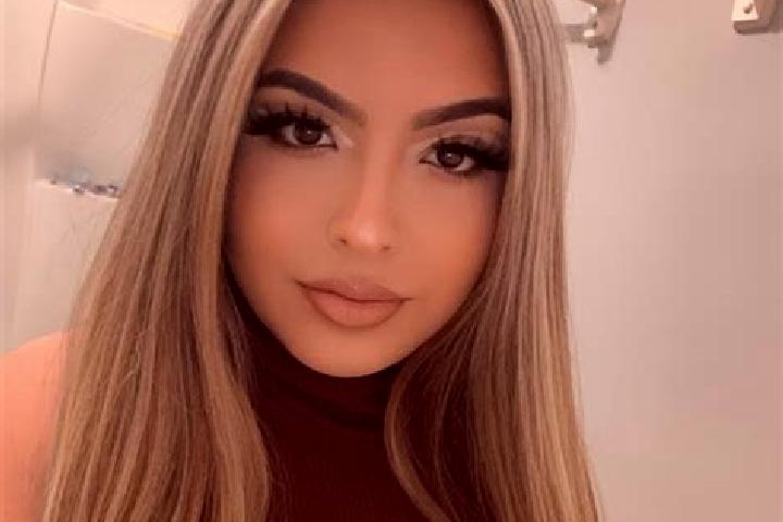 Grace, 23, a blonde dark-eyed latina companion based in Boussois. Offering Erotic Massage, BDSM, Duos, 69. Available for incall and outcall, day and evening ...