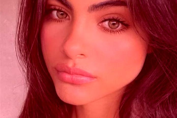 Grace, 23, a chestnut dark-eyed indian companion based in Hierden. Offering Couples, Party Girl. Available for incall and outcall, overnight bookings available.