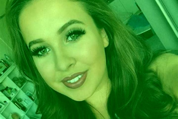 Grace, 23, a chestnut dark-eyed mixed companion based in Holden Hill. Offering A-Level, Erotic Massage, Girlfriend Experience, Travel Companion. Available fo...